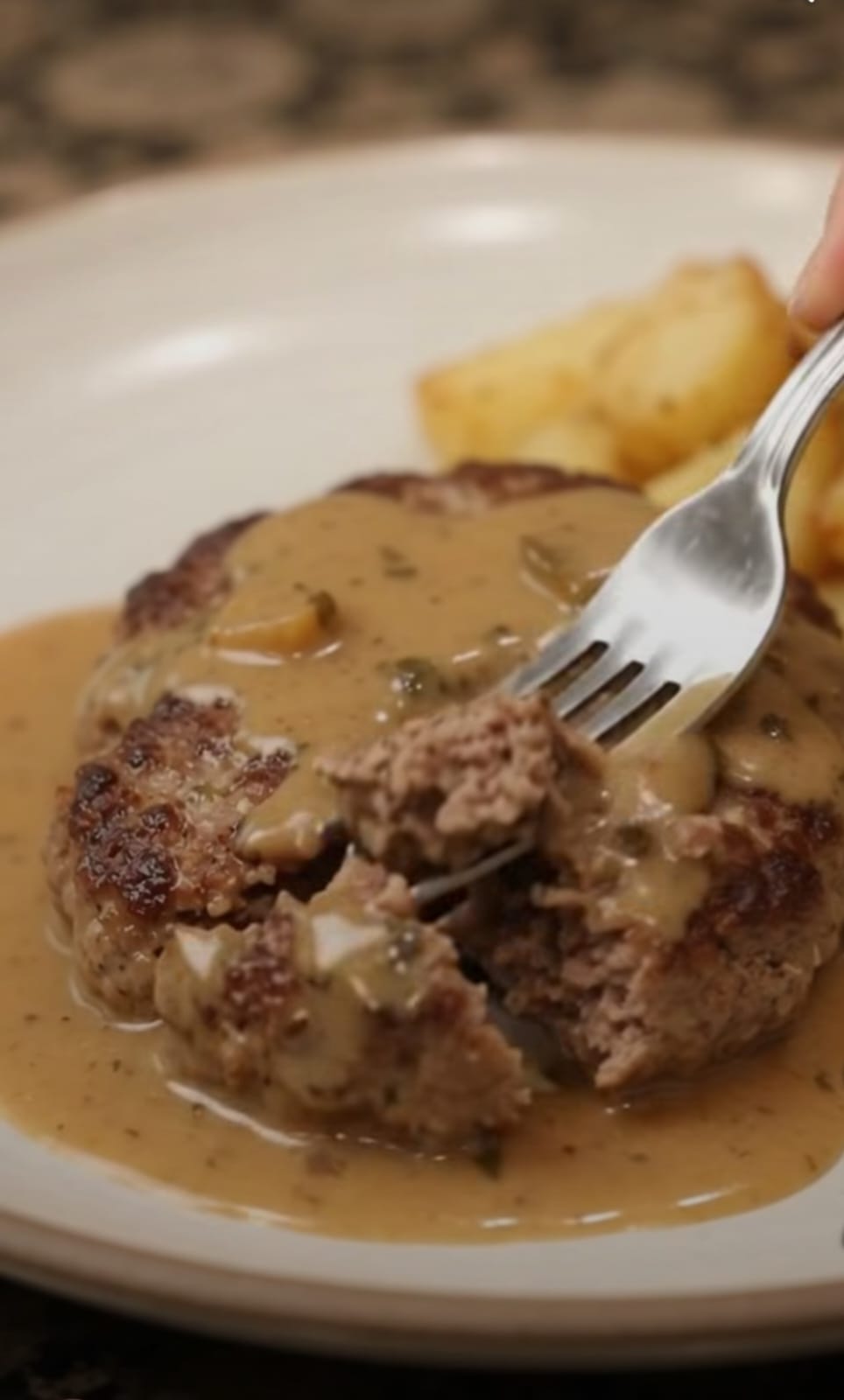 5-Ingredient Slow Cooker Swedish-Style Burger Steaks – Recipes Tips